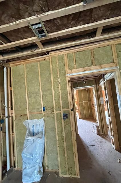 Exterior walls R21 kraft fiberglass insulatio